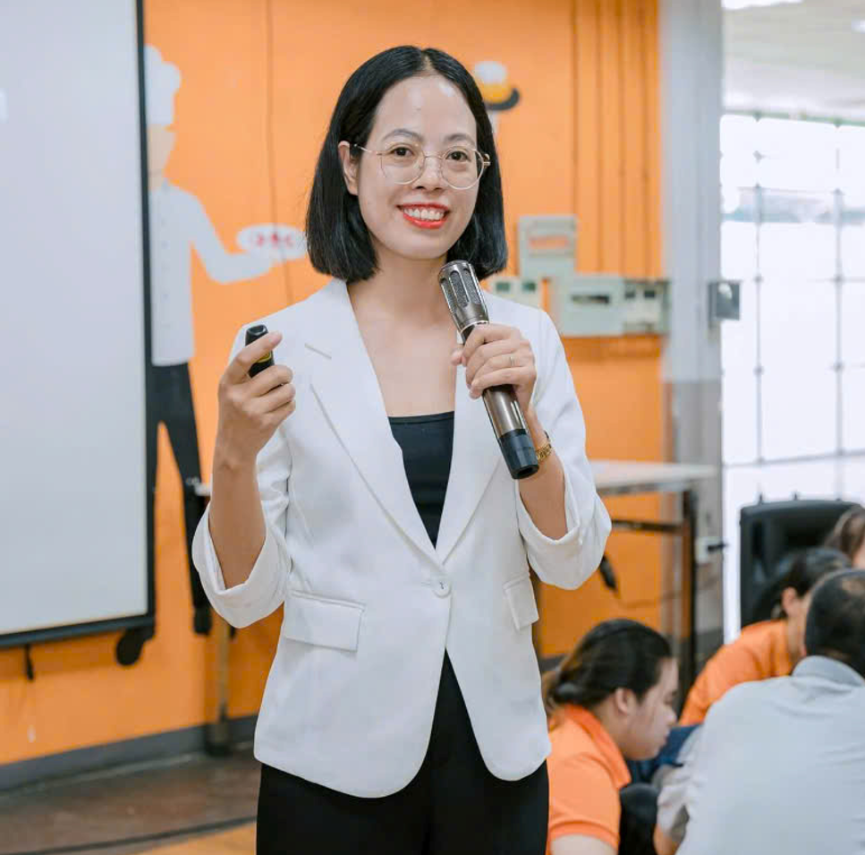 Mater Coach Doan Vũ: Tôi muốn giúp mọi người phát triển bản thân, tìm được niềm vui trong cuộc sống. 