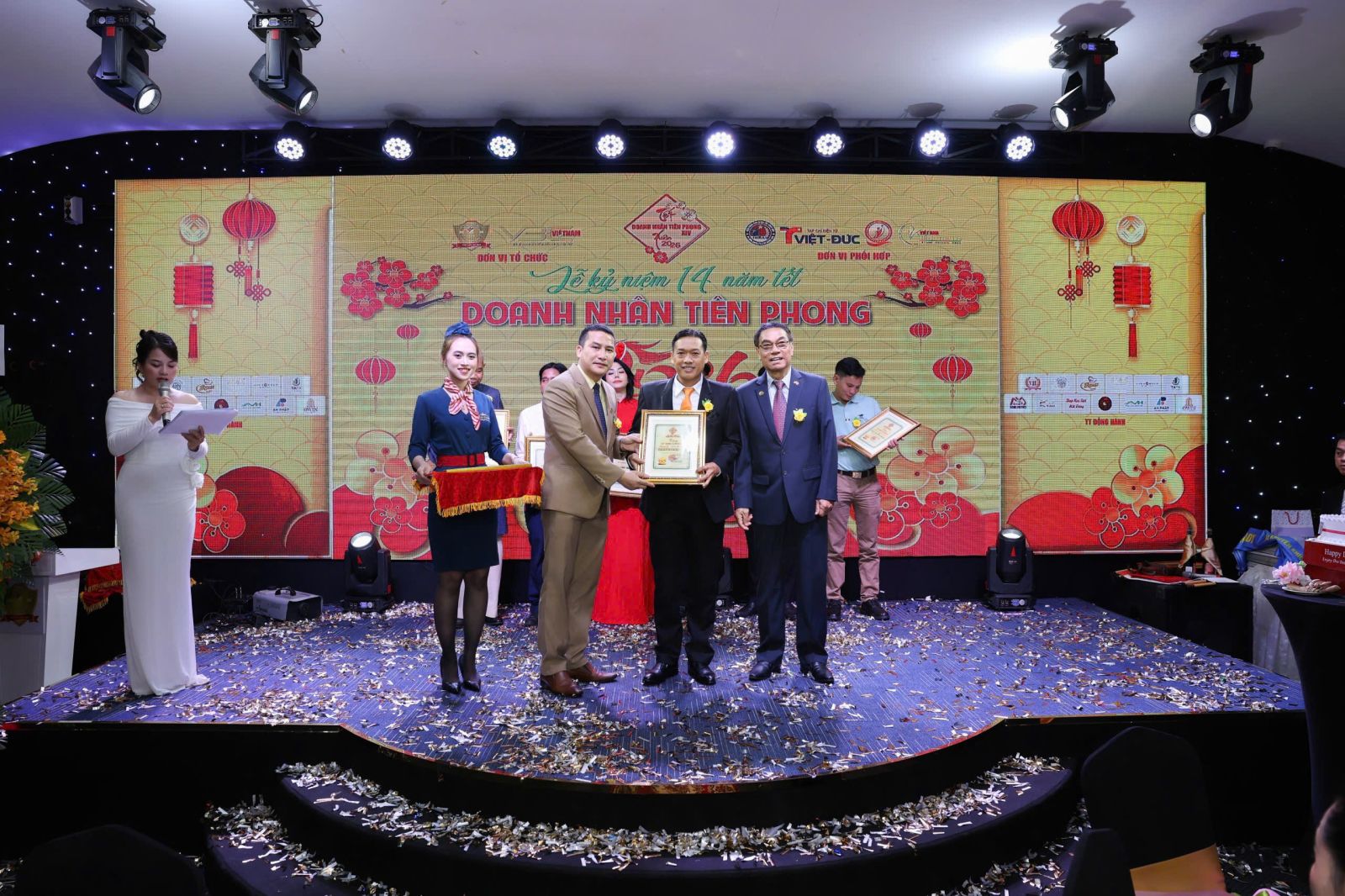 lương y La Tân giữ chức Phó Chủ tịch Hội đồng cố vấn chăm sóc sức khoẻ phía Nam