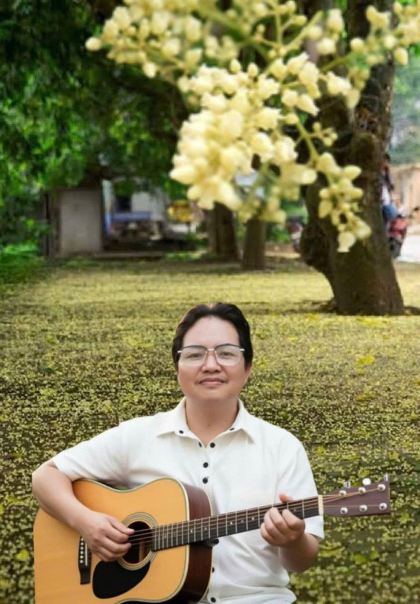 nhà thơ trần hữu đạt